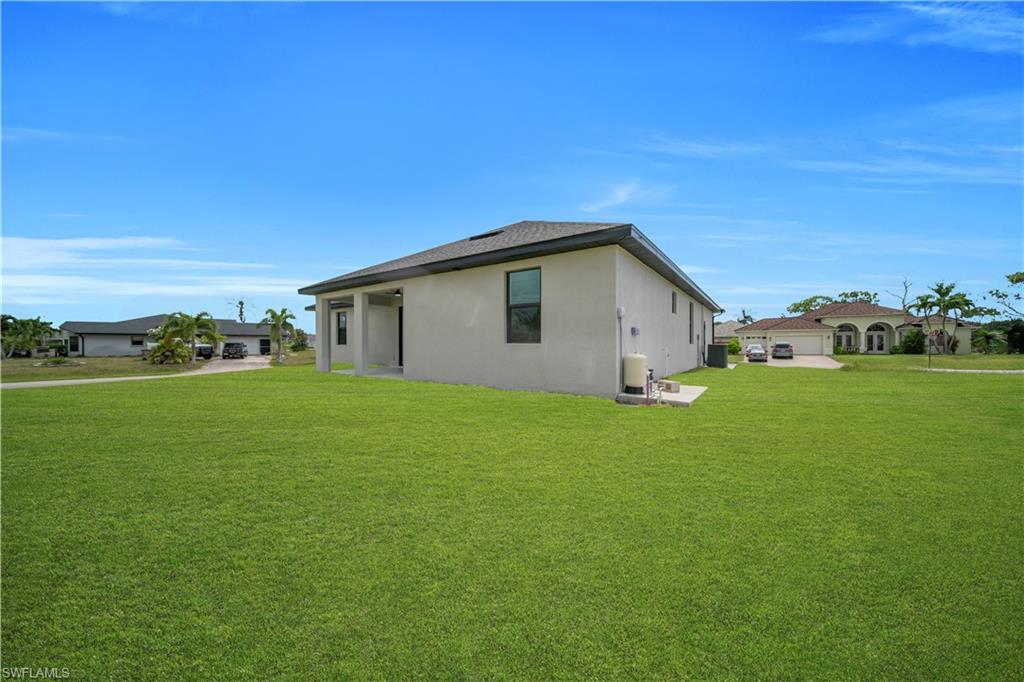 CAPE CORAL - Residential