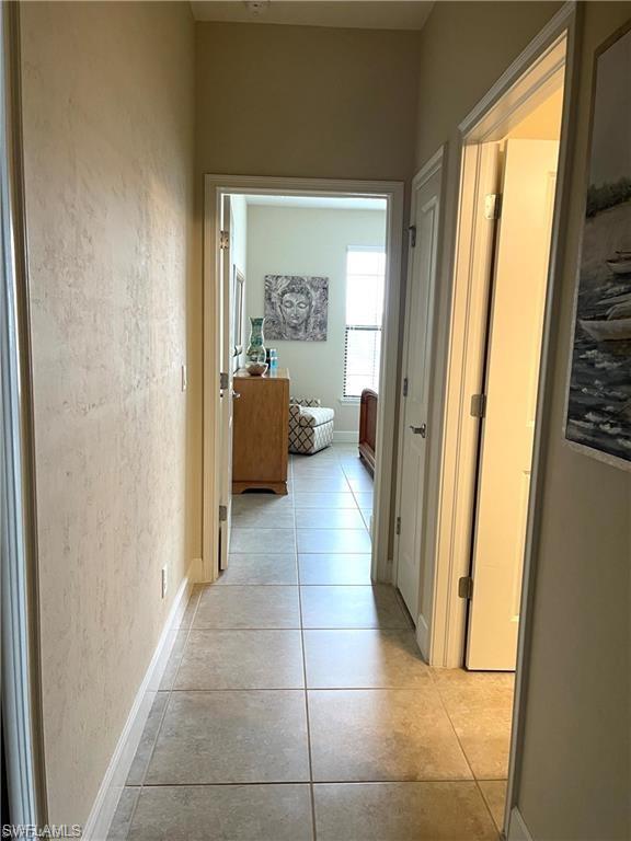 ESPLANADE - Residential Lease