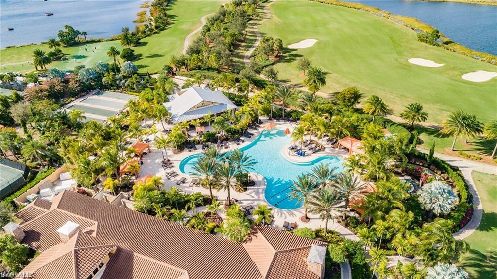 ESPLANADE - Residential Lease