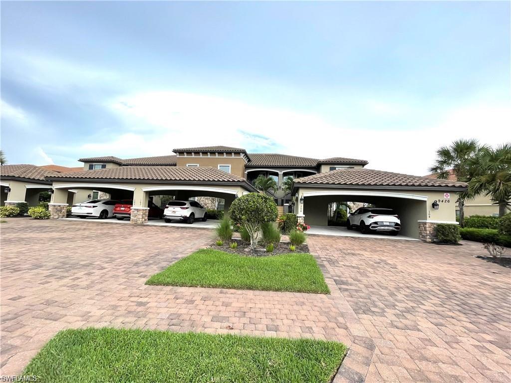 ESPLANADE - Residential Lease