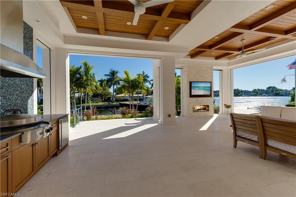 ROYAL HARBOR - Residential