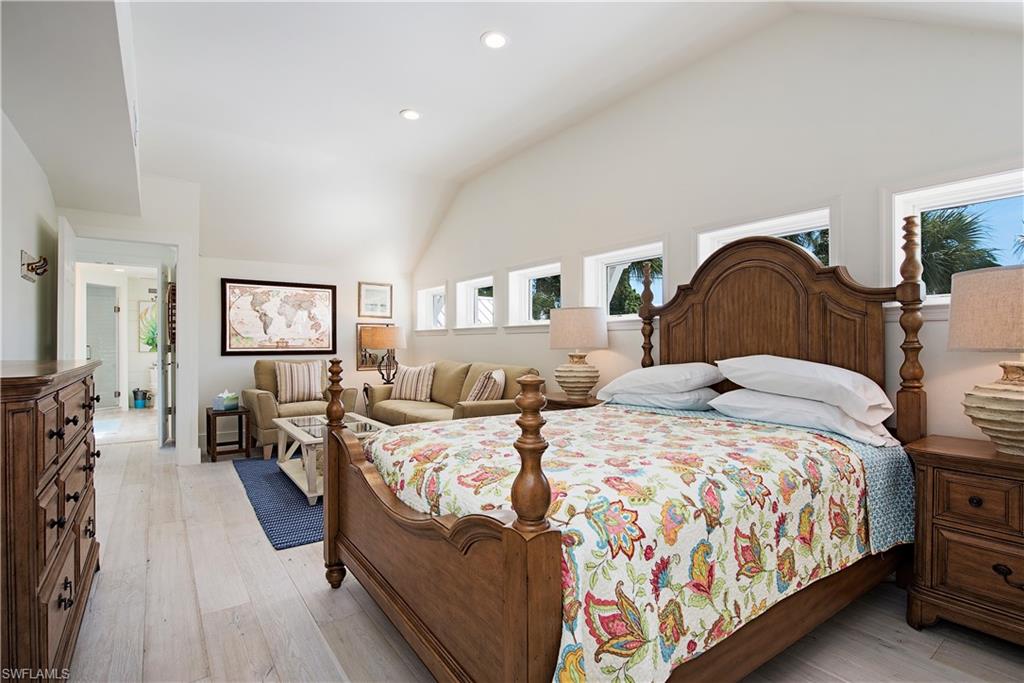 AQUALANE SHORES - Residential