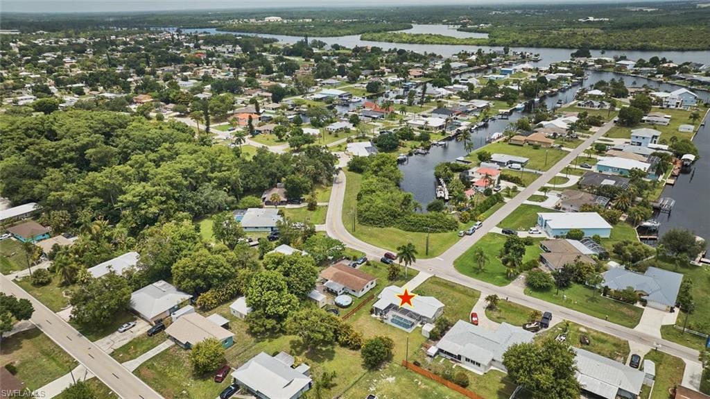 FORT MYERS SHORES - Residential