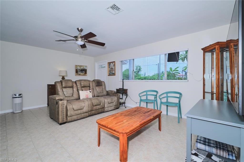 FORT MYERS SHORES - Residential