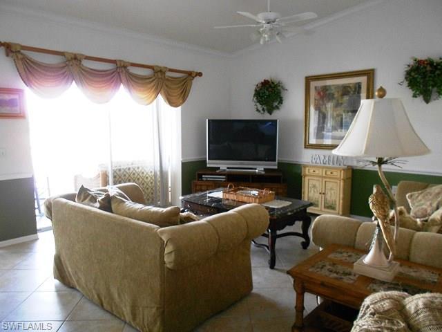 TWIN LAKES - Residential