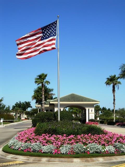 TWIN LAKES - Residential