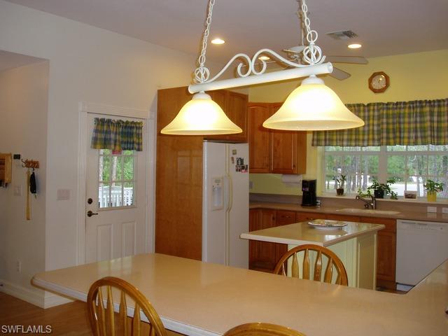 SAN CARLOS ESTATES - Residential