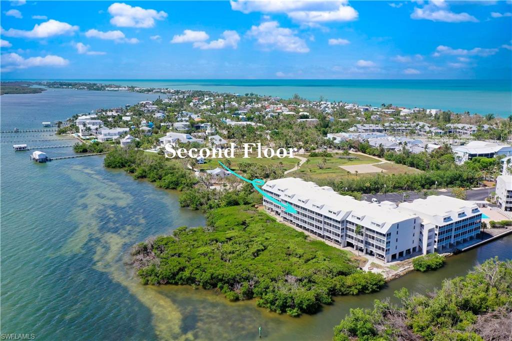 BAYSIDE VILLAS - Residential