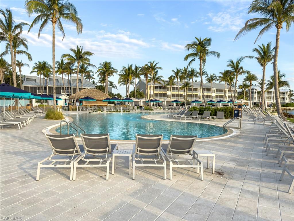BAYSIDE VILLAS - Residential
