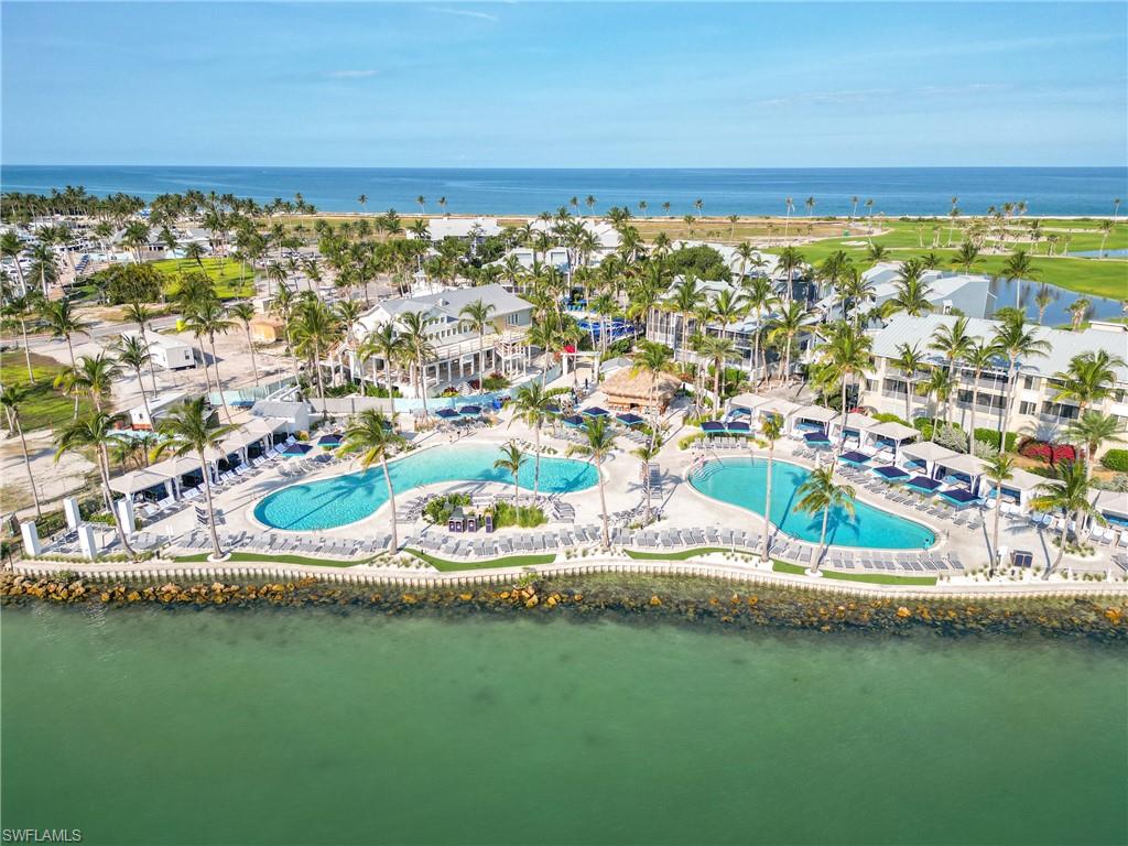 BAYSIDE VILLAS - Residential