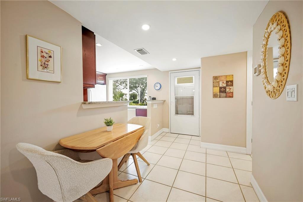 GLADES COUNTRY CLUB - Residential