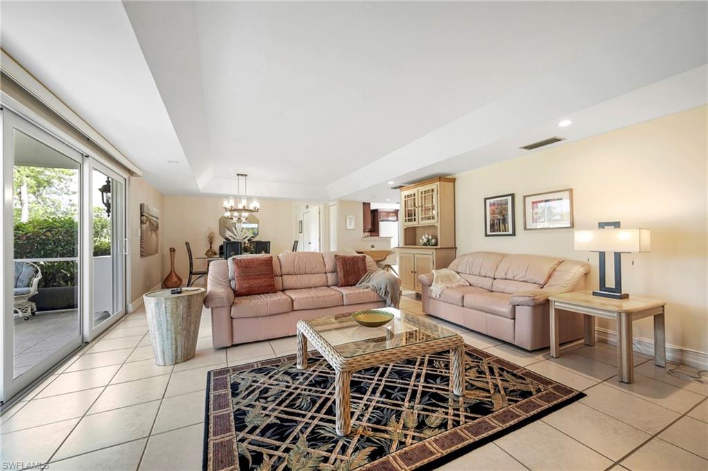GLADES COUNTRY CLUB - Residential