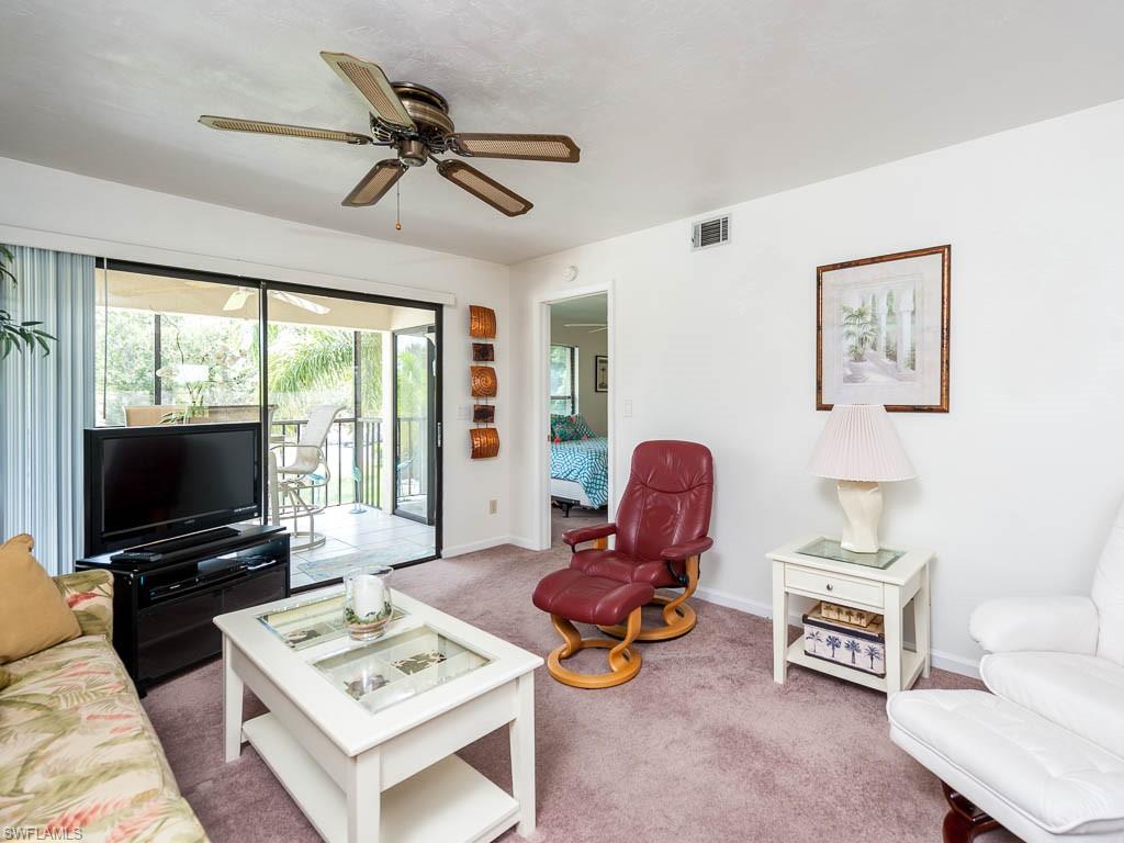 DAVIS COURT CONDO - Residential