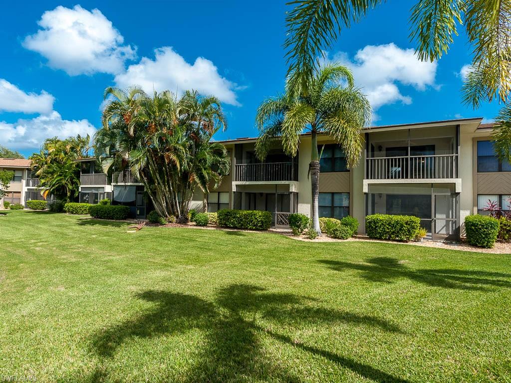 DAVIS COURT CONDO - Residential
