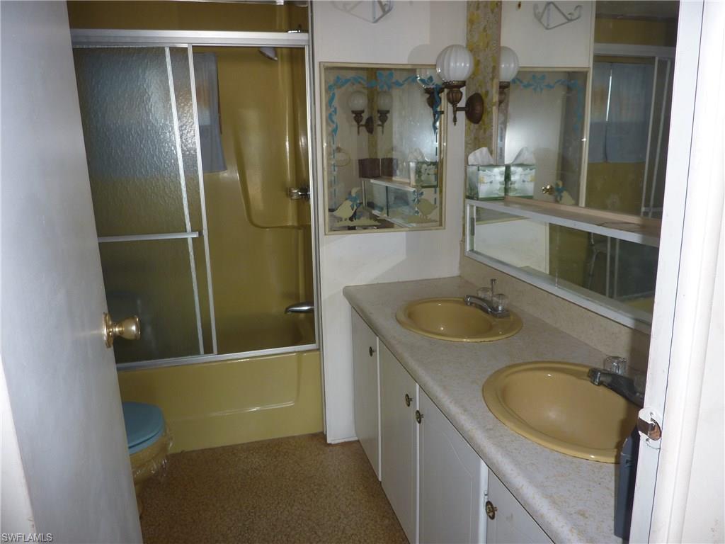 THUNDERBIRD MOBILE HOMES - Residential