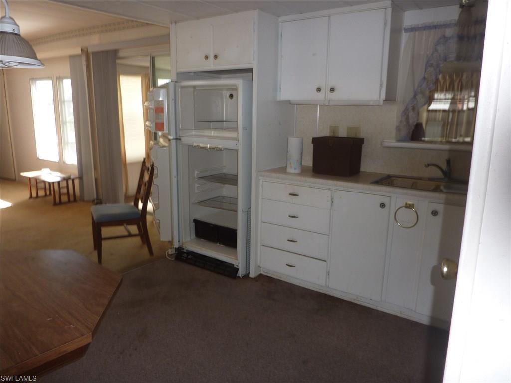 THUNDERBIRD MOBILE HOMES - Residential
