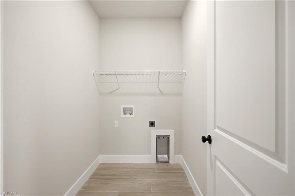 CAPE CORAL - Residential Lease