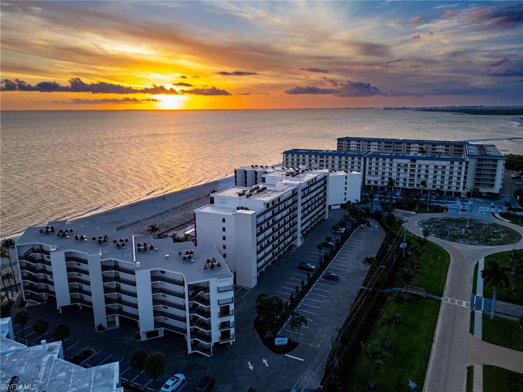 SEASCAPE CONDO - Residential Lease