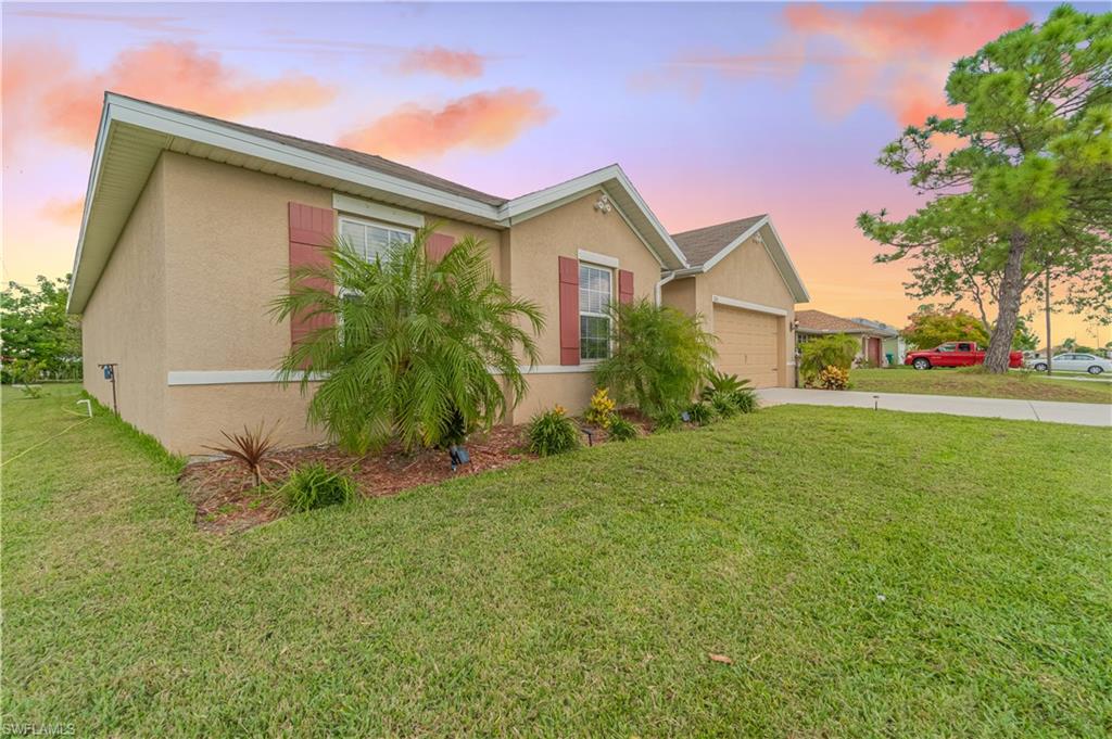 CAPE CORAL - Residential