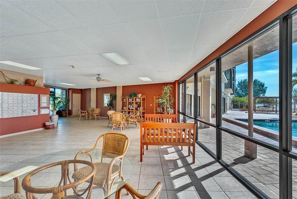 CARLOS POINTE - Residential