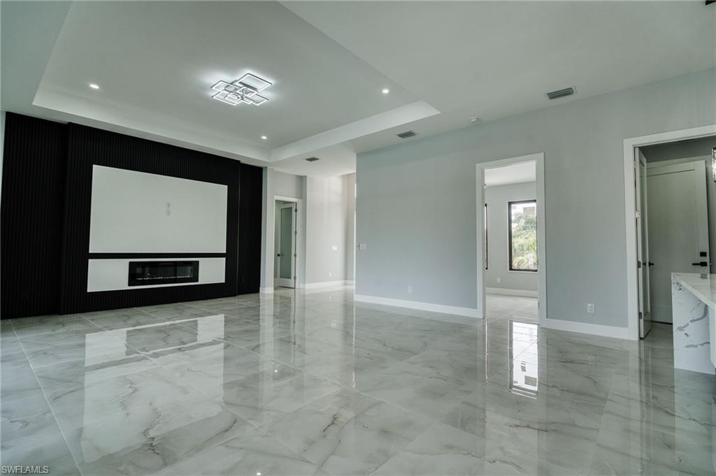 PORT CHARLOTTE - Residential