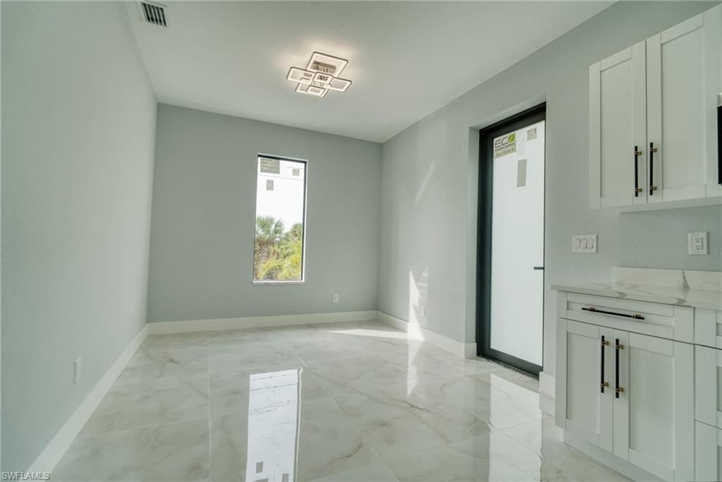 PORT CHARLOTTE - Residential