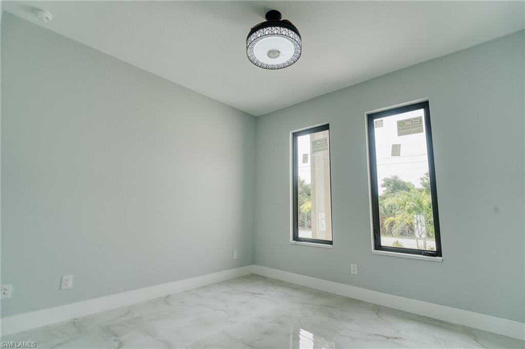 PORT CHARLOTTE - Residential