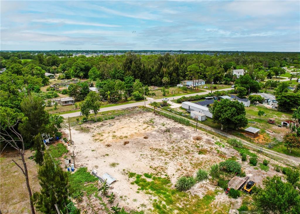 SUNCOAST ESTATE - Land
