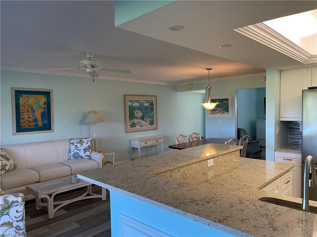 OAKMONT VILLAGE - Residential