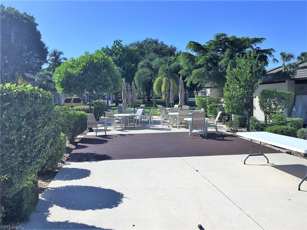 OAKMONT VILLAGE - Residential