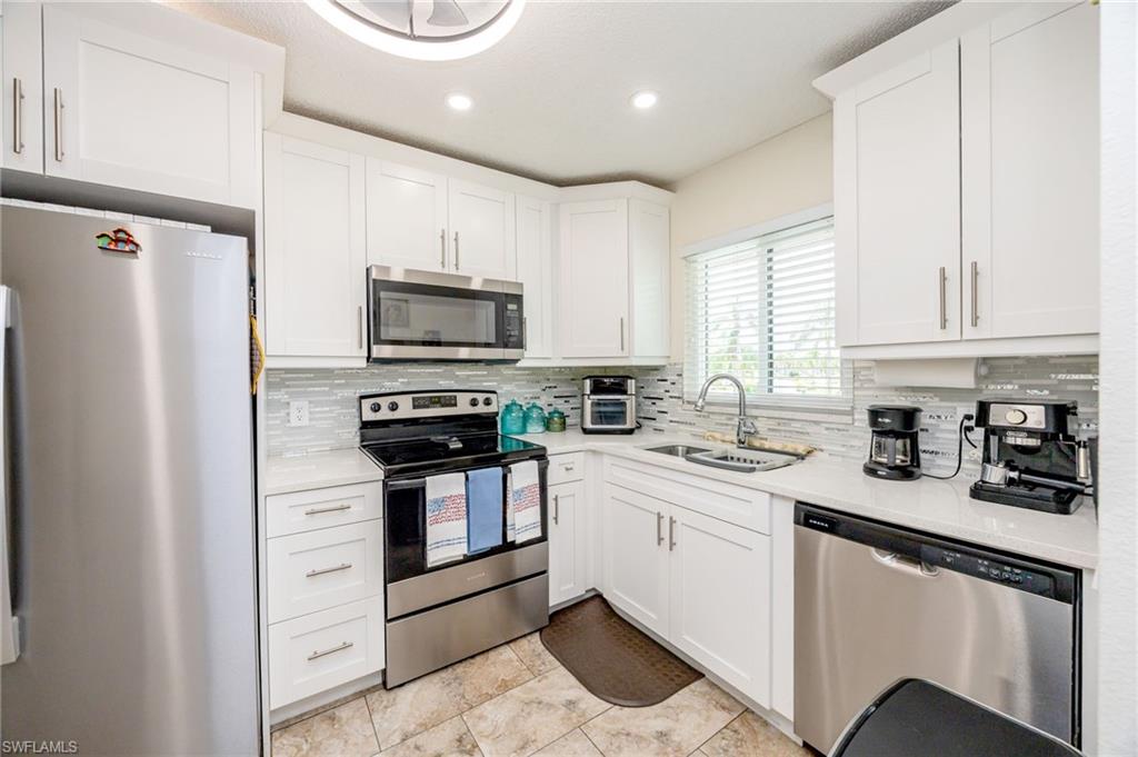 FAIRWAYS CONDO - Residential