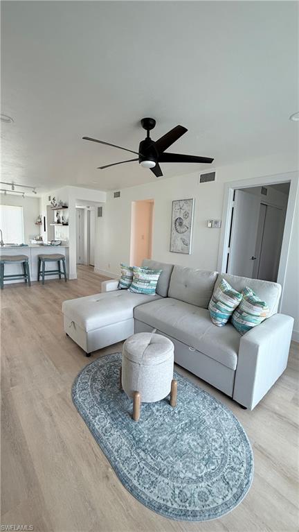 ESTUARY I - Residential Lease