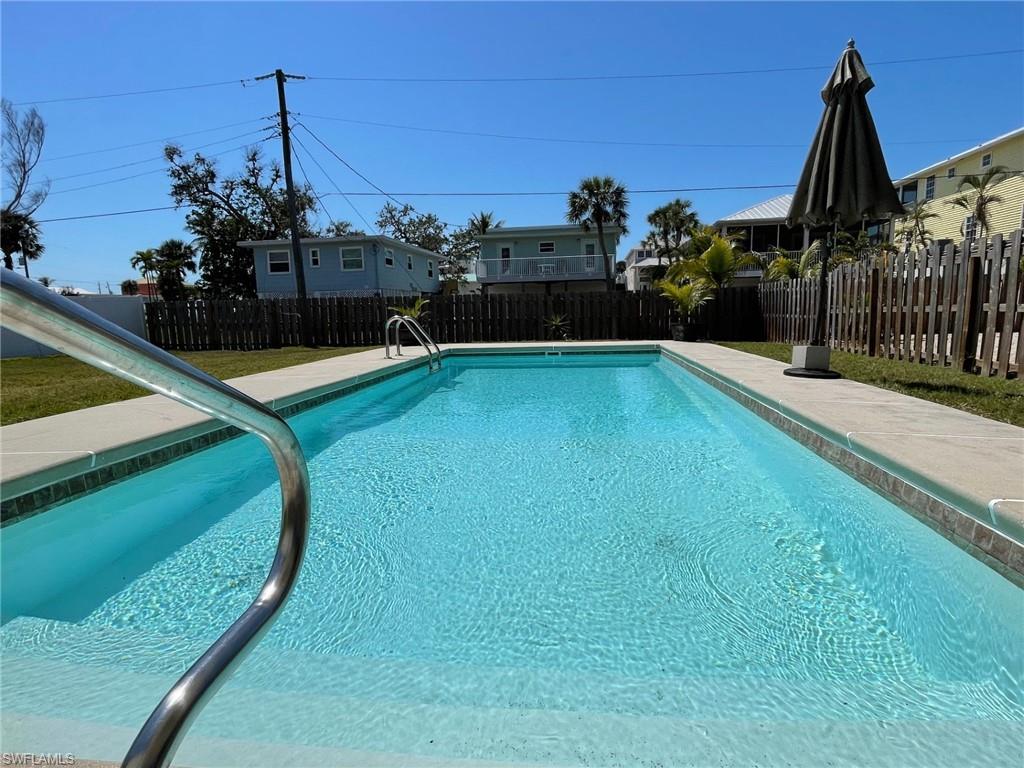 GULF HEIGHTS - Residential Income