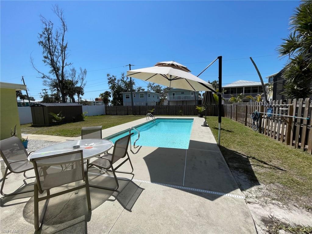 GULF HEIGHTS - Residential Income