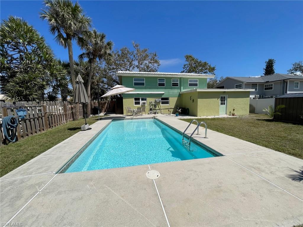 GULF HEIGHTS - Residential Income