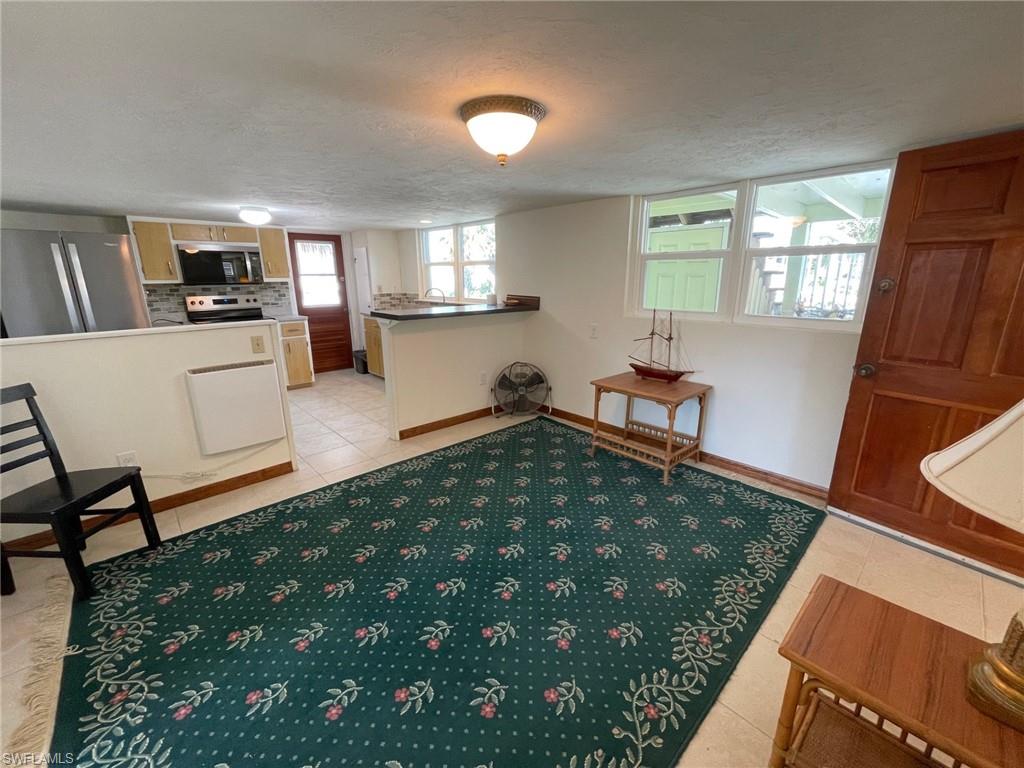 GULF HEIGHTS - Residential Income