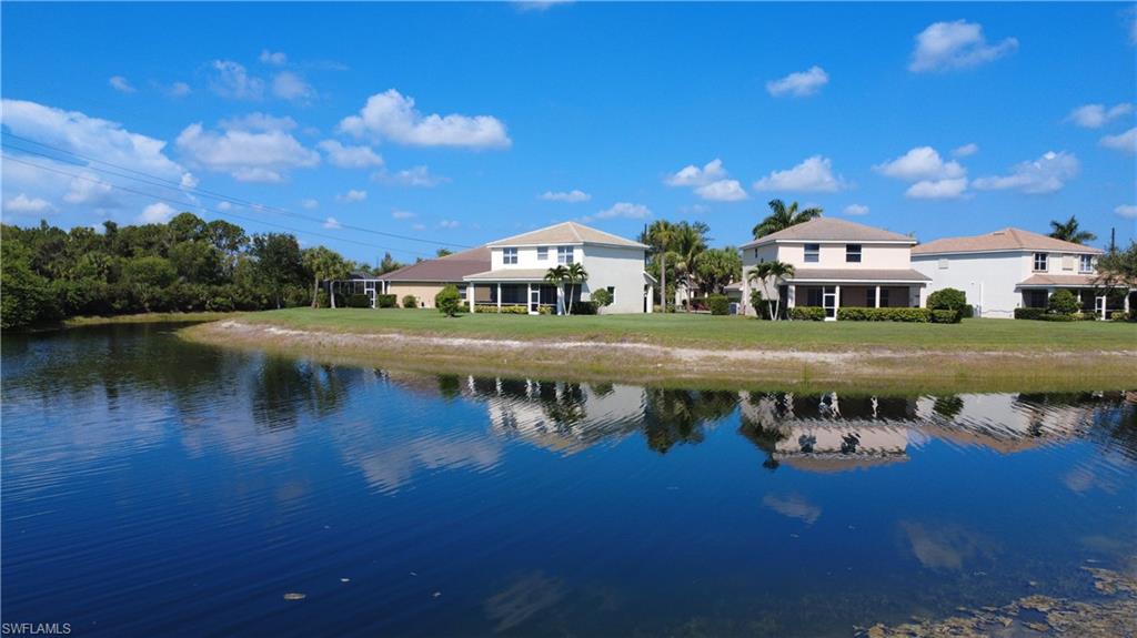 CORAL LAKES - Residential
