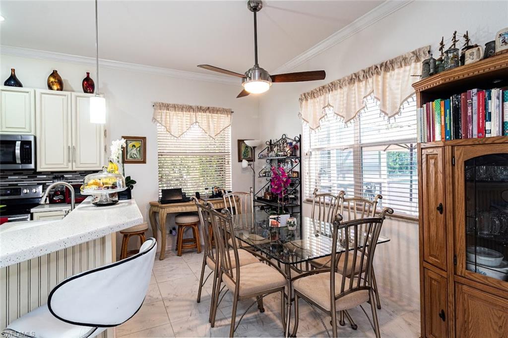 CORAL LAKES - Residential
