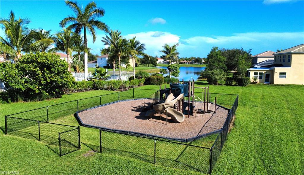 CORAL LAKES - Residential