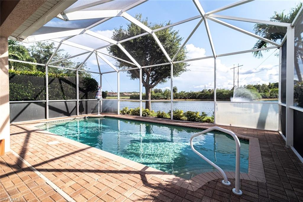 CORAL LAKES - Residential