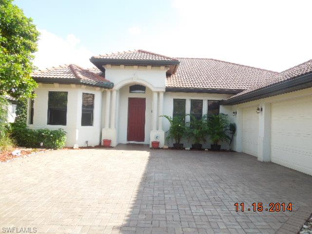 UNBELIEVABLE PRICE WITH INCREDIBLE LAKE VIEW! Impact  windows and foam insulation included at no extra charge....You will love coming home.  This WCI BUILT Executive home sits on the lake with stunning southern views throughout this home.  Spacious kitchen boast plenty of 42" white cabinets with granite/quartz countertops.  New water pump as of 12/19/14. This 3BR, 2BA. Den & 3 car side load garage with sparkling pool @ Hampton Park. Gateway is more than a great place; it is a great way to live with community parks, walking & biking trails, soccer fields, convenience stores, great schools and more.  Hampton Park has some of the lowest HOA fees.  The Clubhouse offers a resort style pool, grills, outdoor fireplace, fitness center, billiards room, basketball court, and large recreational room for owners to reserve for special occasions.  This home is a must see!!!
