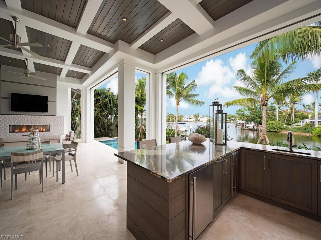 AQUALANE SHORES - Residential