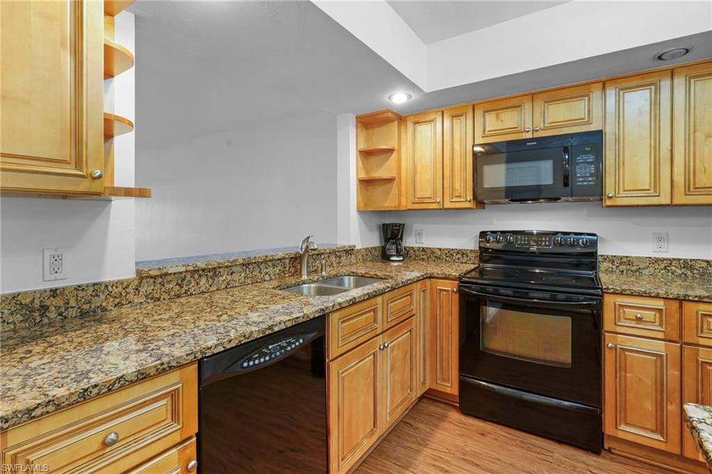 CLUB AT CRYSTAL LAKE CONDOMINIUM - Residential