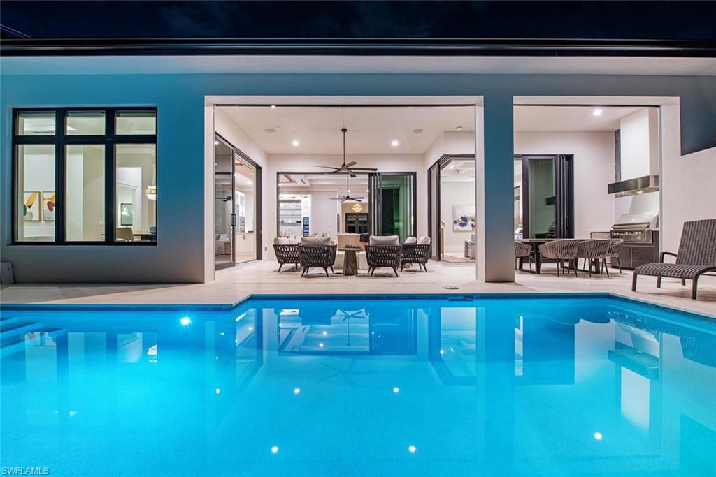 GOLDEN SHORES - Residential