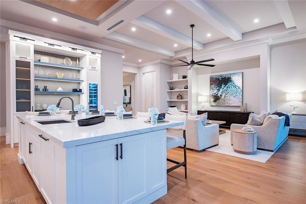 GOLDEN SHORES - Residential