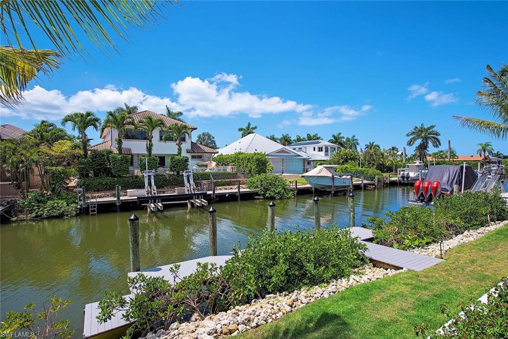 GOLDEN SHORES - Residential