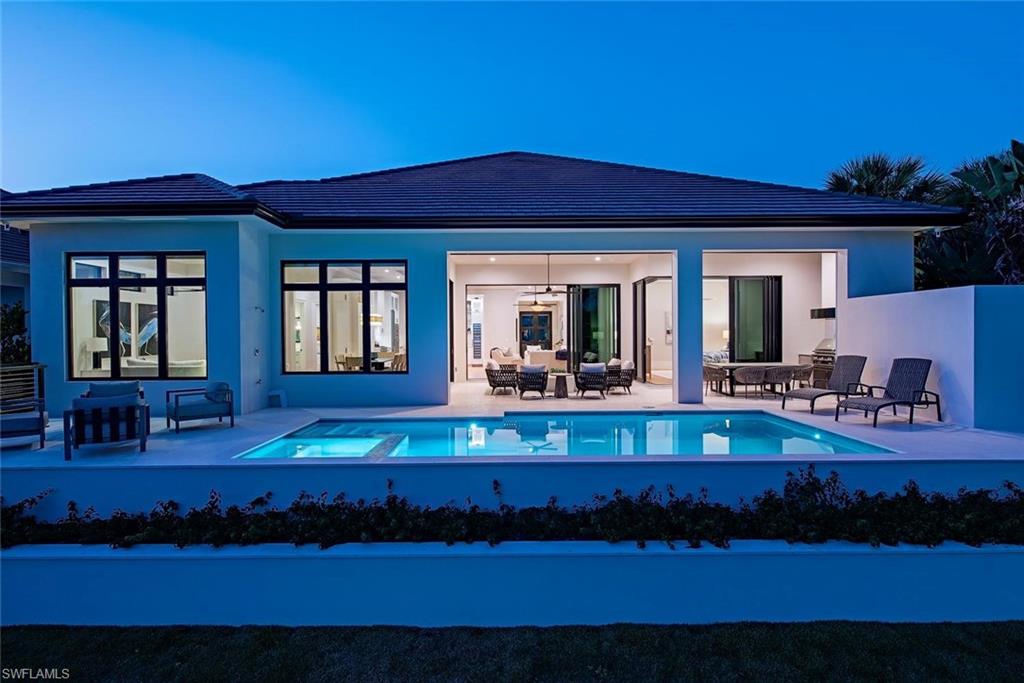 GOLDEN SHORES - Residential