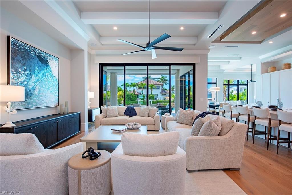 GOLDEN SHORES - Residential