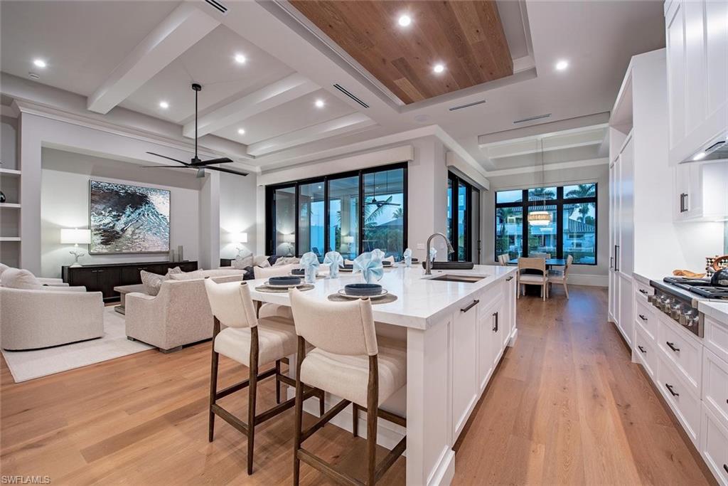 GOLDEN SHORES - Residential