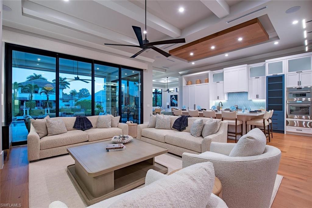 GOLDEN SHORES - Residential